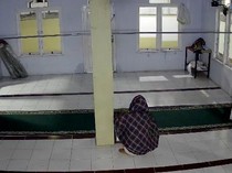 Terekam CCTV, Pencuri Uang Kotak Amal Musala di Bima Ditangkap Polisi