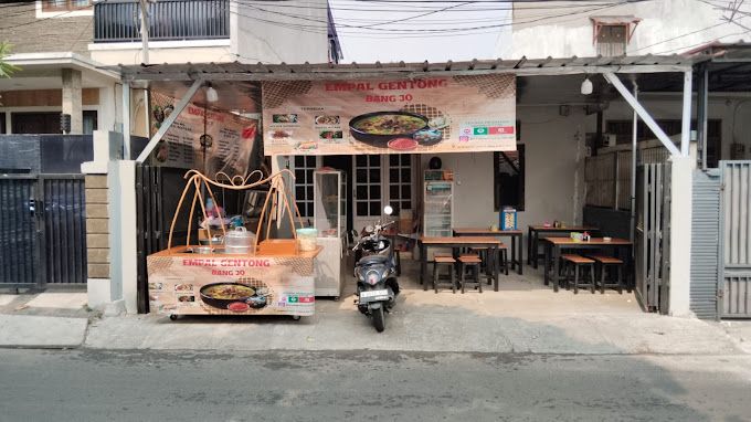 Tempat makan empal gentong di Jakarta