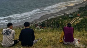 Tutup Liburan di Jogja dengan Keindahan Bukit Paralayang