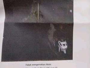 Sederet Fakta Pemotor Bonceng Pocong Kena e-Tilang Ternyata Nge-Prank