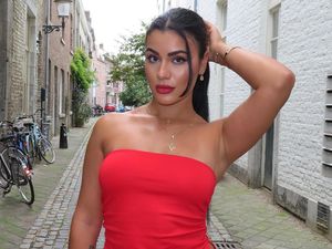 Potret Cantik 7 WAGs Pemain Naturalisasi RI di Kualifikasi Piala Dunia 2026