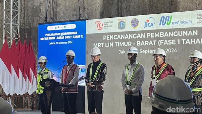 Acara pencanangan MRT lintas timur-barat