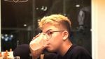 Gaya Skena Baim Alkatiri Hangout di Kafe hingga Jualan Sego Babat