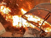 Bandara di California Dilalap Api Kebakaran Hutan