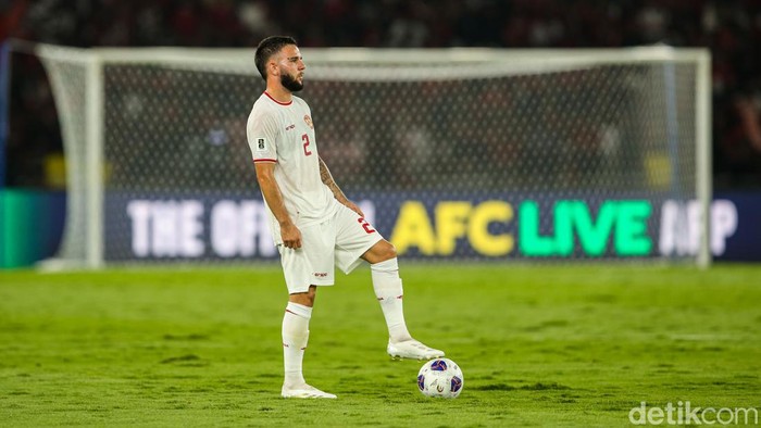 Calvin Verdonk terlihat dalam laga Indonesia vs Australia Grup C Kualifikasi Piala Dunia 2026 di Stadion Utama Gelora Bung Karno (SUGBK), Jakarta, Selasa (10/9/2024).