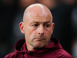 Carsley Tanggapi Peluang Jadi Pelatih Tetap Timnas Inggris