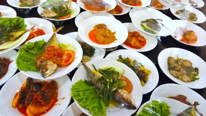 Perbedaan masakan minang pesisir dan daratan