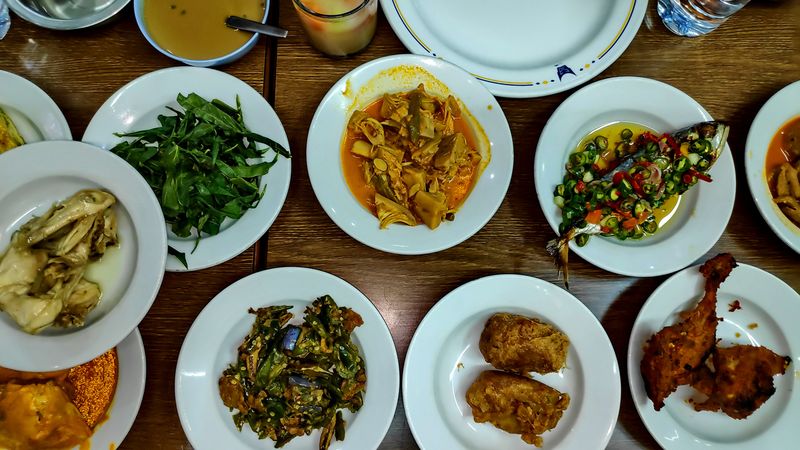 Perbedaan masakan minang pesisir dan daratan