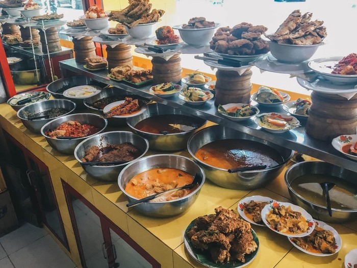 Perbedaan masakan minang pesisir dan daratan