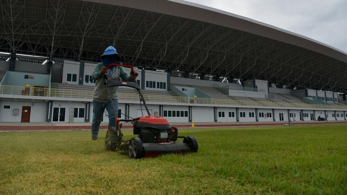 PON XXI menuai banyak keluhan, lantaran sejumlah infrastruktur dinilai belum siap. Sepekan jelang penutupan, Sumut masih optimis sebagai tuan rumah.