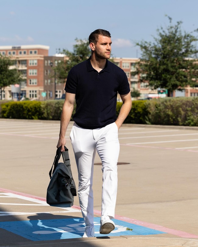 Maarten PaesKiper Maarten Paes disebut sebagai pahlawan dalam laga semalam. Selain kemampuannya menghalang bola, pria 26 tahun yang juga bermain untuk FC Dallas tersebut juga kerap dapat pujian karena penampilannya. Foto: Instagram