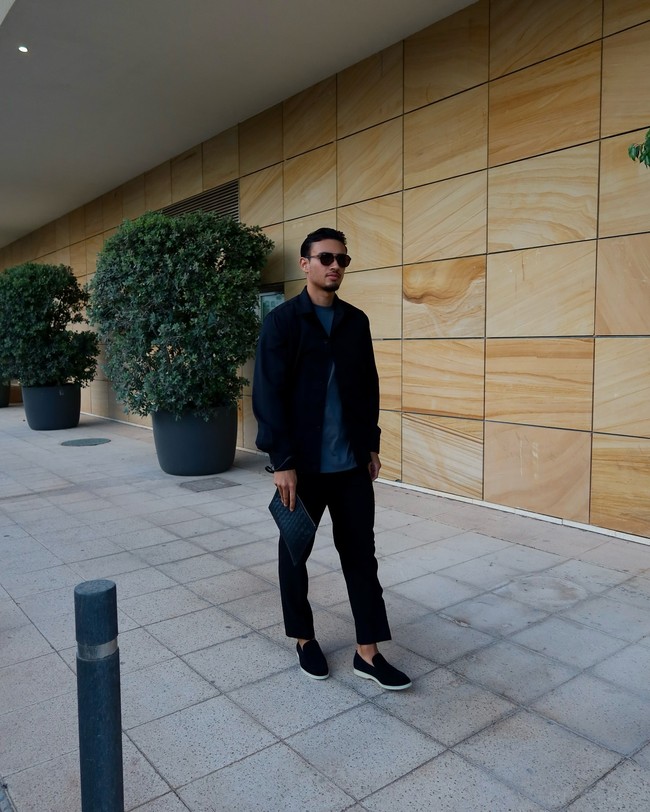 Nathan Tjoe-A-OnNathan menjadi salah satu pemain timnas naturalisasi yang jadi sorotan. Pria kelahiran 2001 yang bermain untuk klub Swansea City tersebut cukup banyak membagi potretnya di luar lapangan yang bikin naksir. Foto: Instagram