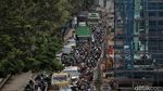 Potret Kemacetan Parah Imbas Proyek Tol Harbour Road II di Jakut