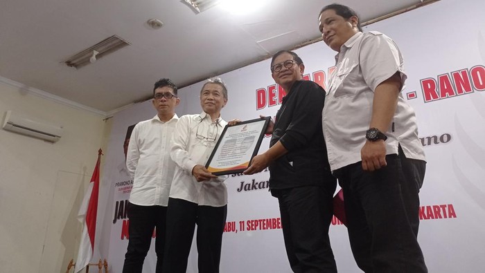 Pramono-Rano hadiri acara deklarasi bersama relawan di gedung Joang 45 (Taufiq/detikcom)