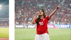 Raisa Menyala Nyanyi di GBK
