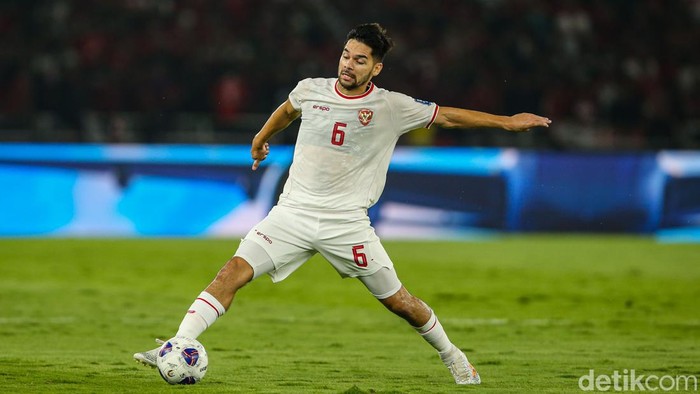 Sandy Walsh bermain dalam laga Indonesia vs Australia Grup C Kualifikasi Piala Dunia 2026 di Stadion Utama Gelora Bung Karno (SUGBK), Jakarta, Selasa (10/9/2024).