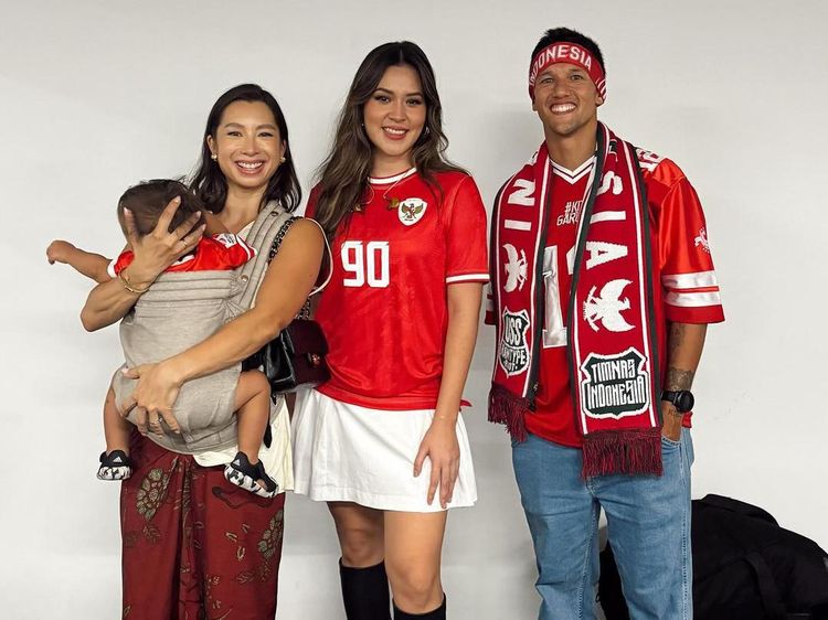 Azizah Salsha, Raisa, dan Deretan Selebritas Semringah Dukung Timnas di GBK