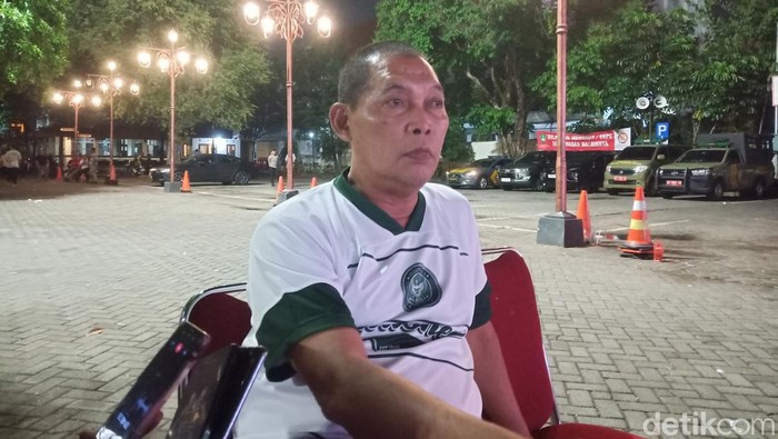 Calon wali kota Solo yang diusung PDIP Teguh Prakosa, saat ditemui awak media di Balai Kota Solo, Selasa (9/9/2024).