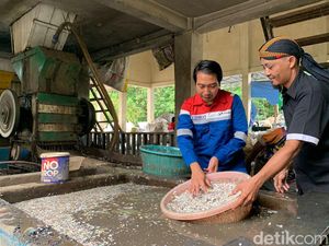 Top! Di Sini Sampah Plastik Disulap Jadi Cuan