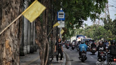200 Bendera Kuning Berkibar Peringati Kecelakaan Maut Plumpang-Semper