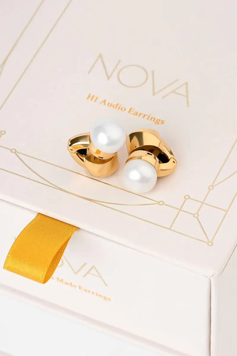 Anting Teori Konspirasi Anting Teori Konspirasi