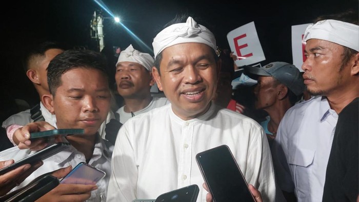 Bacagub Dedi Mulyadi
