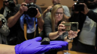 Batu Meteor Langka Ditemukan di Afrika Selatan, Ini Potretnya