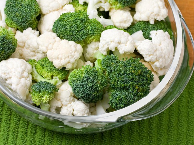 manfaat dan nutrisi brokoli vs kembang kol
