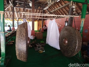 Mengenal Gamelan Sekaten Keraton Kanoman: Setahun Sekali Dimainkan