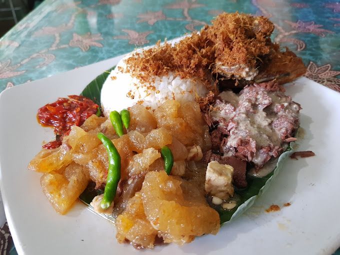 Kuliner Benhil favorit orang kantoran