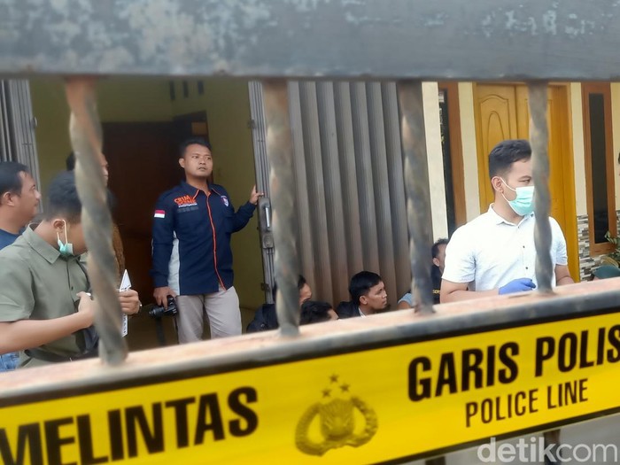 Lokasi penemuan guru meninggal di dalam rumah di Klampok, Banjarnegara, Kamis (12/9/2024).