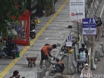Melihat Progres Proyek Jalur Pedestrian Rasuna Said Jaksel