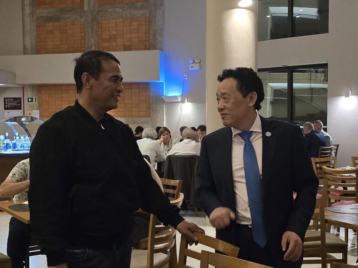 Menteri Pertanian (Mentan) Andi Amran Sulaiman kembali bertemu dengan Direktur Jenderal (Dirjen) Food and Agriculture Organization (FAO) Qu Dongyu pada acara Welcome Dinner G-20 Agriculture Ministerial Meeting di Hotel Malai Manso, Brasil, Pada Rabu (11/9/2024) malam, waktu setempat.