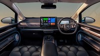 Windsor EV disematkan sejumlah fitur unggulan, mulai dari layar sentuh hiburan berukuran 15,6 inch yang bisa terkoneksi ke ponsel melalui Apple CarPlay dan Android Auto, panoramic glass roof, panel instrument 8,8 inch, empat mode berkendara (eco, eco+, normal dan sport), climat control otomatis dan masih banyak lagi. Foto: Doc. MG Motors