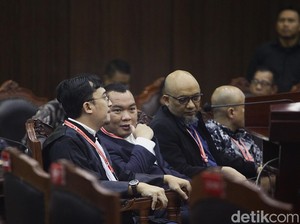MK Tolak Gugatan Novel Baswedan Soal Batas Usia Capim KPK