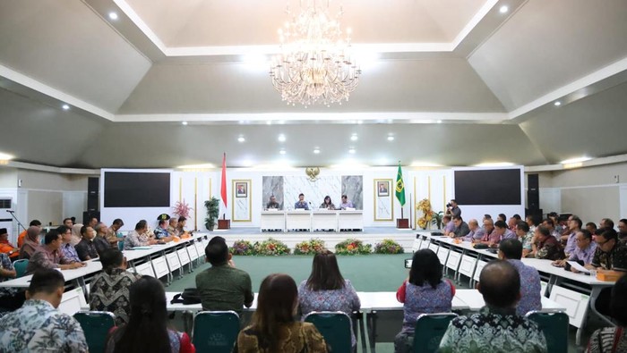 Pemerintah Kabupaten (Pemkab) Bogor menerima kunjungan kerja Pemkab Minahasa, Sulawesi Utara.