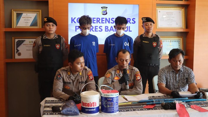 Bandek dan Tekek saat dihadirkan dalam jumpa pers di Polres Bantul, Kamis (12/9/2024).