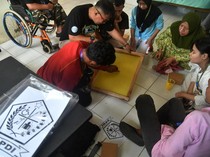 Penyandang Disabilitas Ikut Pelatihan Sablon di Bogor