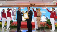 Disektor lainnya seperti pendataan 53 stok komoditas bahan pokok, pengoperasian aplikasi e-Makaryo, pembuatan 30 konten pemasaran ikan, updating data 3.000 aset di Dinas Pertanian dan Perkebunan, validasi data sapras dan tenaga pendidikan di 642 SMA, validasi data dan karya budaya sebanyak 11.800, membantu pelaksanaan imunisasi terhadap 584.579 bayi, validasi data sebanyak 12.784 penerima bantuan sosial dan lain sebagainya.