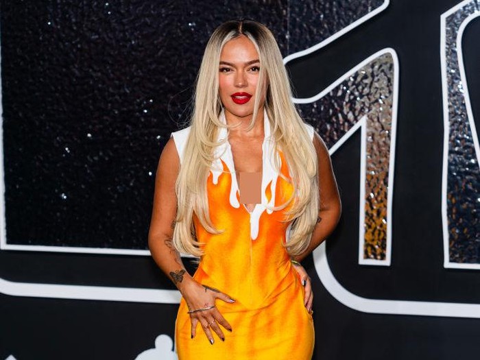 ELMONT, NEW YORK - SEPTEMBER 11: Karol G attends the 2024 MTV Video Music Awards at UBS Arena on September 11, 2024 in Elmont, New York. (Photo by Gotham/WireImage)