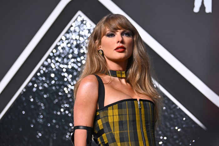 ELMONT, NEW YORK - SEPTEMBER 11: Taylor Swift attends the 2024 MTV Video Music Awards at UBS Arena on September 11, 2024 in Elmont, New York.   Roy Rochlin/Getty Images for MTV/AFP (Photo by Roy Rochlin / GETTY IMAGES NORTH AMERICA / Getty Images via AFP)