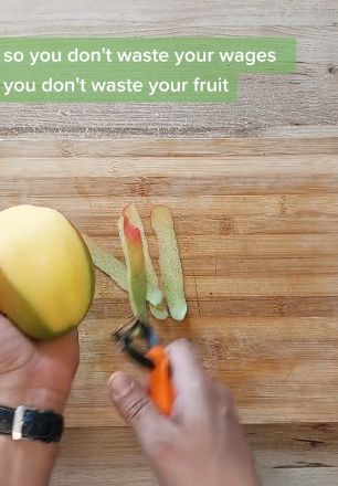 Tips mengupas buah mangga yang praktis