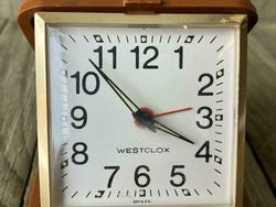 10 Meme Teknologi Jadul, Mari Kita Buat Gen Z Bingung