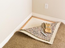 Langkah-langkah Pasang Karpet Sendiri, Anti Geser!