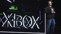 CEO Microsoft Gaming, Phil Spencer memberi tahu karyawan bahwa perusahaan mengambil keputusan sulit ini untuk menyelaraskan struktur tim setelah akuisisi dan menata bisnis untuk kesuksesan jangka panjang. Dan Steinberg/Invision for Xbox/AP Images