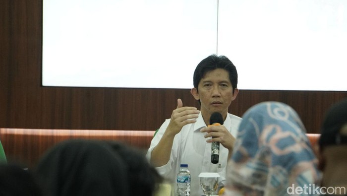 Dekan FK Undip Yan Wisnu Prajoko