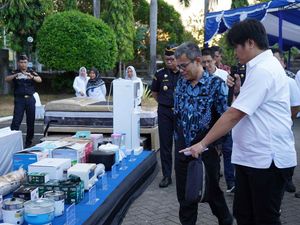 Kemendag Sita Barang Elektronik-Pakaian Impor Ilegal Rp 1,33 M