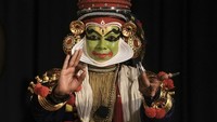 Onam menandai permulaan musim panen di India Selatan dan juga dikenal sebagai festival permulaan baru.
