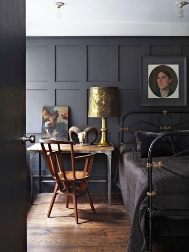 Ide warna kamar tidur hitam lembut.