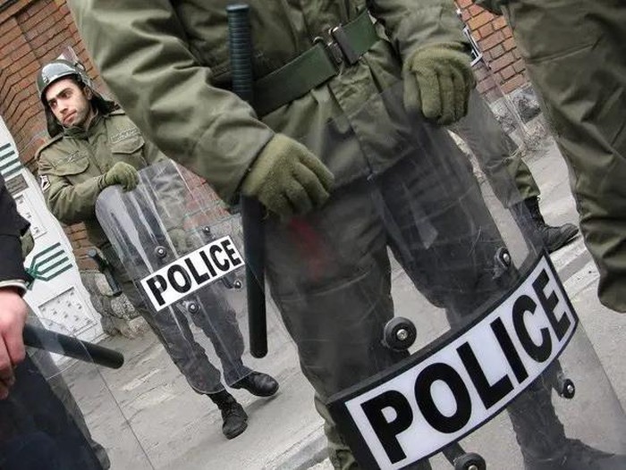Iustrasi -- Personel Kepolisian Iran (dok. Reuters)